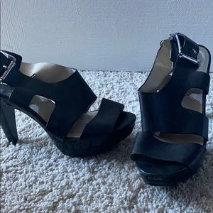 Micheal Kors pumps